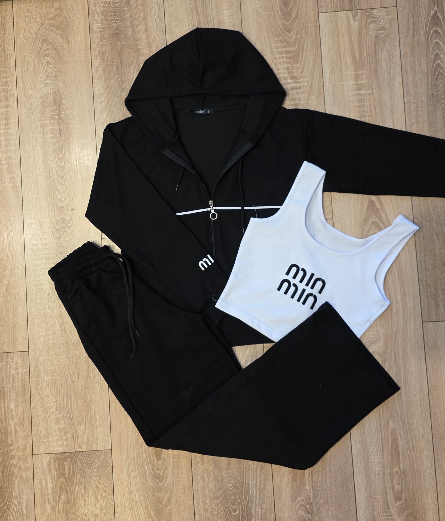 Дамски комплект от три 300