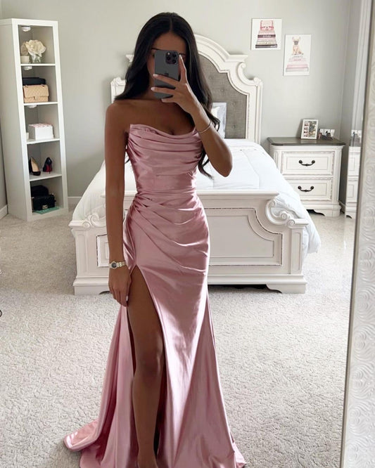 Дамска рокля от сатен 501/5