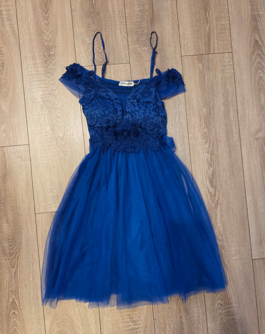 Дамска рокля с тюл  232