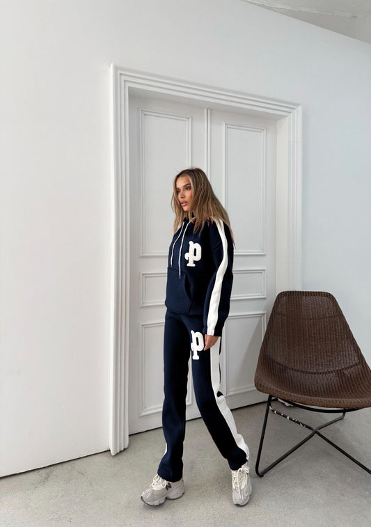 Тъмно син ватиран комплект 188