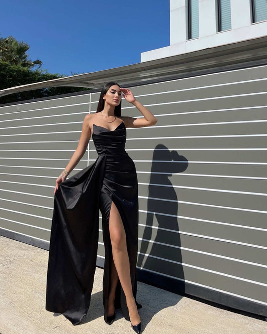 Дамска рокля от сатен 503/1